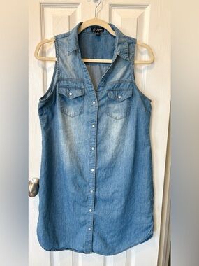 Justify Light Blue Denim Sleeveless Shirt Dress